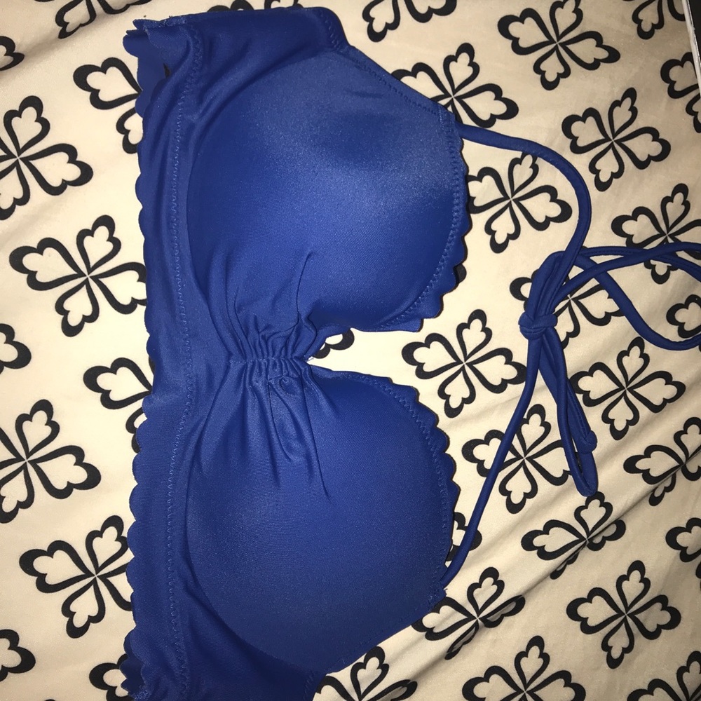 VS PINK Bando shell top